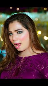 Mehak Malik's Captivating Dance Performance