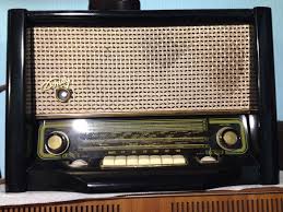 Pin By Pedro Martin On Radio Vintage Radio Jukeboxes Radio