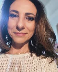 Cristine Gallisa (@crisgallisa) • Instagram photos and videos