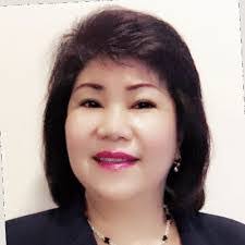 Mari Barry's Instagram, Twitter & Facebook