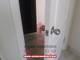 İyi bir usta kapınızı montaj edebilir. Cesme Amerikan Panel Kapi Topuzlu Kilit Montaji Cilingir 0 545 669 5172 Acil Cilingir Cesme Anahtarci Kayip Ve Yedek Anahtar Oto Cilingir