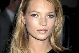Aging skin as we age, it's completely normal for our hair, including eyebrows and lashes, to thin, says audrianna mora, the global education manager of revitalash cosmetics. Is It Just Me Or Are Thin Eyebrows Back In Fashion The File