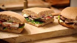 Marokkaans Brood Met Vleesbrood Dagelijkse Kost Recept Lunchsnacks Voedsel Ideeen Vleesbrood