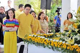 He served as president from 2010 until 2016. Aquino Sisters Minus Noynoy Attend Ninoy 36th Death Anniversary Rites Photos Gma News Online