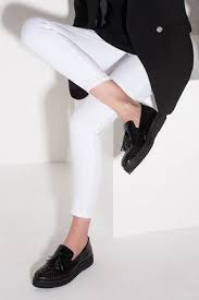 Derimod Hakiki Deri Siyah Kadin Ayakkabi Hakiki Deri Siyah Kadin Ayakkabi Derimod Kadin Http Www 1001stil C Black Jeans Women Black