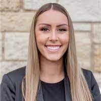 Danielle Brin's Instagram, Twitter & Facebook