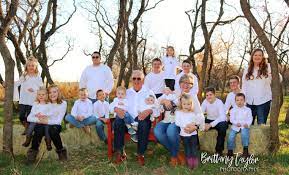 Brittanytaylorphotography Family Photography Big Family Photo Shoot Grandparent Photo Shoot Big Family Photos Grandparent Photo Grandparent Photo Shoot