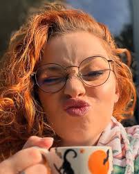 Carrie Hope Fletcher #102 What's messier