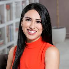 Sara Olvera's Instagram, Twitter & Facebook