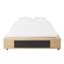 Codes promo, ventes flash, livraison offerte, trouvez le produit de vos rêves à prix réduit ! Lit 140x190 A Roulettes Avec Rangements Rebel Maisons Du Monde
