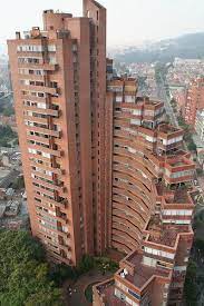 Rogelio salmona was born in paris to a spanish father and a french mother. Torres Del Parque Rogelio Salmona Bogota Amazing Architecture Architecture High Rise Building