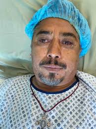 El Señor Cutberto de Santiago Papasquiaro nos autorizó mostrarles las  fotografías del antes e inmediatamente después de su cirugía de estrabismo,  ¡¡está muy contento con los resultados!! ¡Mandamos un saludo muy afectuoso