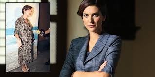 Güzel oyuncu bergüzar korel'in 2'nci çocuğuna hamile olduğu ortaya çıktı. Berguzar Korel In Bebegi Gorundu