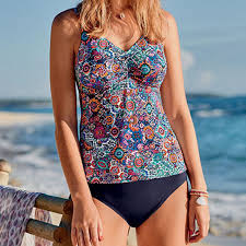 Il costume da bagno da uomo, un indumento di lana piuttosto aderente con maniche lunghe e gambe simili alla biancheria intima lunga , è stato sviluppato e sarebbe cambiato poco per un secolo. Costume Da Bagno Tankini Salta Anita Oncovia