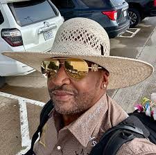 Bobby Mattox's Instagram, Twitter & Facebook