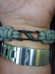 Paracord accessories including plastic and metal buckles, shackles, other fasteners and supplies. Replace Bulky Buckle On Paracord Bracelet With Pictures Instructables