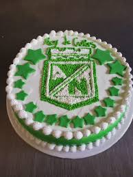 Maybe you would like to learn more about one of these? Dulce Deleitte Escudo Del Atletico Nacional En Crema Y Pastillaje De Libra En Ponque Casero Sorprende A Esa Persona Especial Facebook