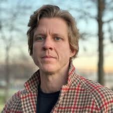 Editorial Critique Team