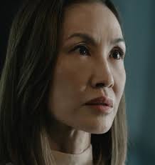 Always preferred a lighter shade of hair colour but switched to dark 'cause  of a role. Thanks to my hair stylist, Eugene Ong @urbanhairsg for making  the transition more bearable 😆 ♥️ #