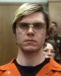 When your new glasses are giving Dahmer, Walter White, and Dwight Shrute  🤦‍♀️🤓🤣