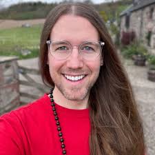 Amie Summers, Therapy + Consulting