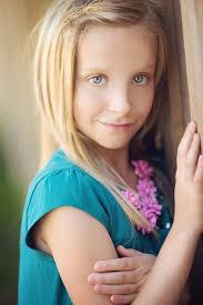 Lori Boynton's Instagram, Twitter & Facebook