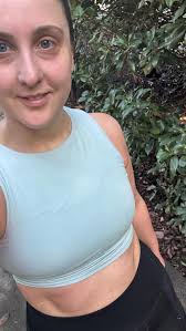 Kimberley Eve's Instagram, Twitter & Facebook