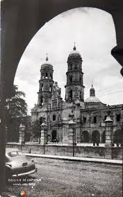La Basilica Hacia 1945 Fotos De Mexico Fotos Antiguas Guadalajara Lugares
