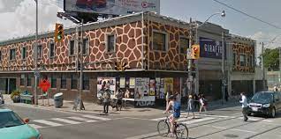 Located in the the harbourfront area of toronto (on) read real reviews book instantly. Dundas West S Infamous Giraffe Building Has A New Owner