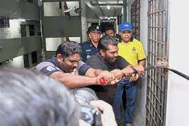 Temukan rumah impian anda di surabaya lengkap & terpercaya di rumahku. Rumah Dbkl Ppa Ppr Disalah Guna Jangan Zalim Majalah Labur