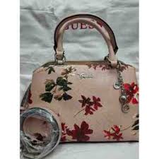 Mempunyai tas yang bagus dan modelnya terbatas merupakan kebanggaan tersendiri bagi para wanita, apalagi jika tasnya masuk dalam golongan tas yang most wanted. Tas Guess Original Harga Terbaru Mei 2021 Blibli