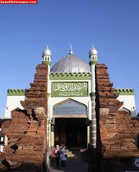 Di dalam referensi ini insyallah akan dibahas beberapa baca selengkapnya. Menara Kudus Mosque In Central Java Indonesia Mosque Beautiful Mosques Central Java
