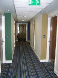 After booking, all of the property's details, including telephone and address, are provided in your booking confirmation and your account. Flur Im Neubau Picture Of Holiday Inn Express Earls Court London Tripadvisor