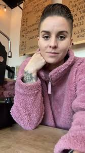 #greenscreen bring me your doggos! Stop in this week at The Good Wolf Cafe  & Co. at 1388 Dominion Ave. In port coquitlam so i can photograph your  sweet pup for a project! #dog #dogsoftiktok #puppies ...