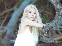 Dw Dp3sumaajuyr Jpg Orig Mamamoo Solar Mamamoo Moonbyul