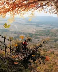 The geopark is located on the border of a tectonically active zone: 4 Objek Wisata Keren Yang Bisa Dikunjungi Di Geopark Ciletuh Palabuhanratu Merdeka Com