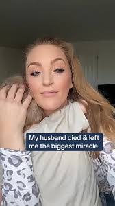 Amber Oxendine's Instagram, Twitter & Facebook