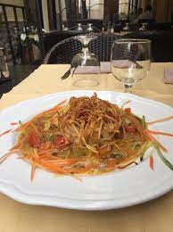 V ista ristorante, un tempo il giocoliere, nato nel 1998 ed ora completamente rinnovato al suo interno, è stato così chiamato per l'imparagonabile vista sul lago maggiore e sulle sue isole borromee, attorniate da splendide valli e montagne, tanto da aver l'impressione di toccare con un dito l'impagabile bellezza, a detta dei partenopei, simile al golfo di napoli. Ristorante Lago Maggiore Stresa Menu Prices Restaurant Reviews Tripadvisor