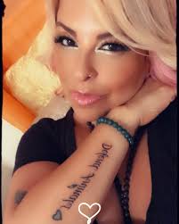 My mission in life, Defend Animals❤️ #veganfortheanimals #vegantattoo  #protectthevoiceless #defendanimals #veganforlife #vegano  #veganfortheplanet thank you, @senorita.tattoos ❤️