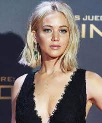 Oops Jennifer Lawrence Trips Again Jennifer Lawrence Hair Hair Beauty Hairstyle