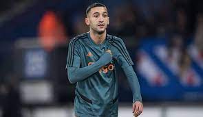 Hakim ziyech news newsnow brings you the latest news from the world's most trusted sources on hakim ziyech, a moroccan footballer who primarily plays as a midfielder. Hakim Ziyech Vom Fc Chelsea Der Emotionale Weg Des Pseudo Rebellen