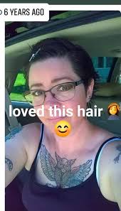 What hairstyle is suitable for a 53-year-old woman with MS?