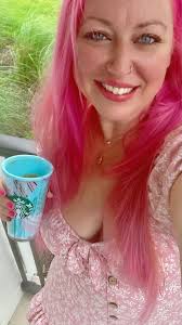 🐰Happy Easter Coffee Fam!🐰 I enjoyed some Easter coffee while my boys  hunted for eggs today☕️🐣🥰 Lots of love to you all & may you have a  peaceful day filled with things