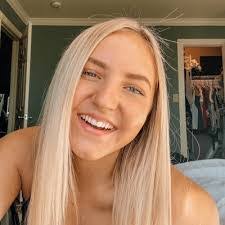 Alyssa Hatcher's Instagram, Twitter & Facebook