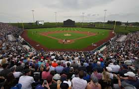 The field of dreams game follows in a line of specially located regular season mlb games.  Dnhctlclkxpr M