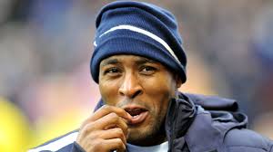 Transfer news: Wes Morgan has extended his contract with Leicester City