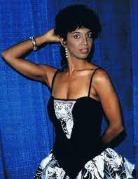 images?q=tbn:ANd9GcRkSSY1-ymHArvVJ8zhxax