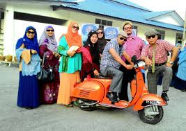 Busana kasual perjalanan bisnis busana kasual di luar ruangan inggris retro eropa dan amerika kenyamanan busana kasual olah raga luar ruangan melatih taktik luar ruangan. Shrd On Twitter Tengok Cikgu2 Ahh Hahahha