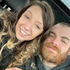 Lacey Miles's Instagram, Twitter & Facebook