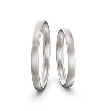 Kostenlose ringweitenermittlung trauringe online kaufen ohne risiko auch auf rechnung ihre service hotline: Weissgold Matt Weissgold Trauringe Die Ganze Welt Der Trauringe Trauringshop24 De